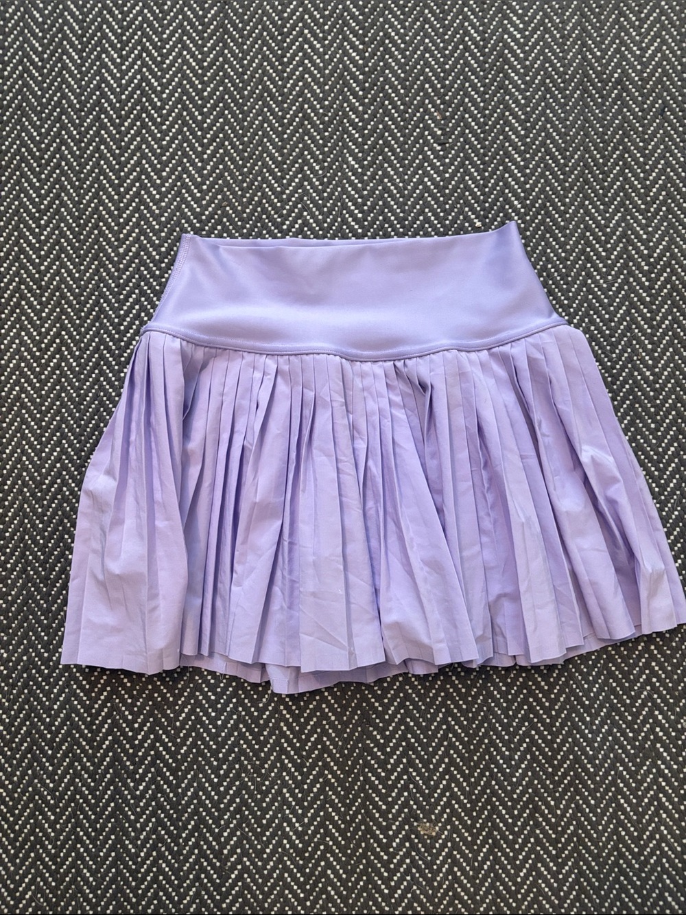 ALO Yoga Lavender Pleated Skater Skirt